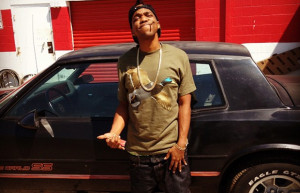 Curren$y's Merry Christmas gift to his Mommy.