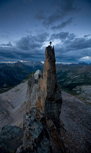 Living on the edge: 30 extreme photos that will take your breath away