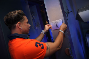 Anchorman 2's Champ Kind Reveals His 5 Favorite Horror pauly d palms ...