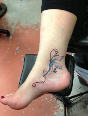 Pretty-Foot-Dragonfly-Tattoo-for-Women.jpg