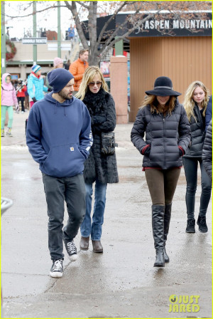 Dakota Johnson Boyfriend