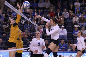 Volleyball Middle Blocker Preview: middle blockers