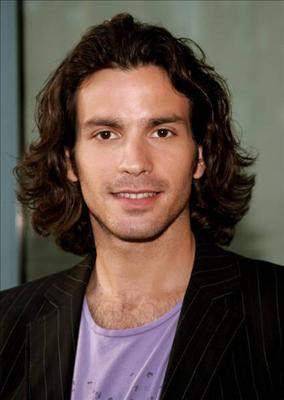 Santiago Cabrera Photostream