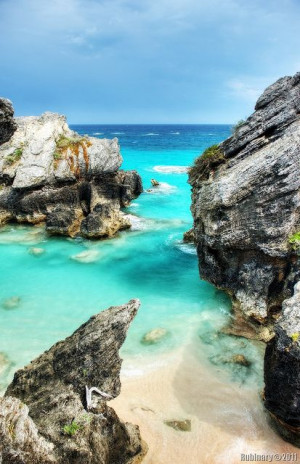 Bermuda. Been to this exact site. The most beautiful place I have ever ...