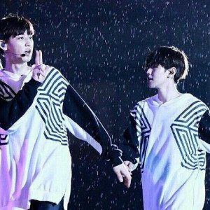 lay baekhyun chen chanyeol kyungsoo tao kai sehun galaxy