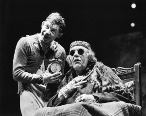 Lee Evans (as CLOV) & Michael Gambon (as HAMM) in Samuel Beckett’s ...
