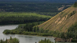 The Klondike Highway passes a fantasyland of lakes and waterfalls near ...