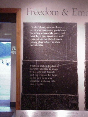 Lincoln Memorial Interior - Basement Quote 06