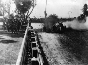 ... wheel at 'death curve' during the Vanderbilt Cup Race at Santa Monica