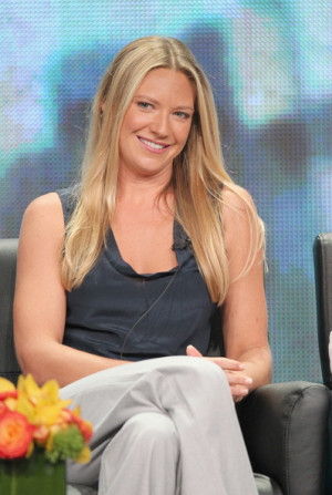 Anna Torv Height And Weight