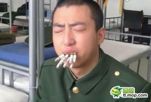 Chinese Soldiers quit smoking
