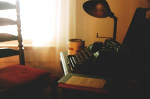 Faulkner's typewriter at Rowan Oak, shown in 2000. Creative Commons ...