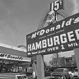 McDonalds-first-restaurant_US-1.jpg