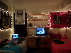 Dorm Rooms & Decor