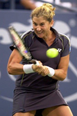 Monica Seles est une joueuse de tennis de l'ex-Yougoslavie (née le 2 ...