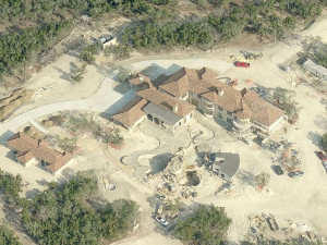 ... To Keep Eva Longoria And Tony Parker's Under-Construction Mansion