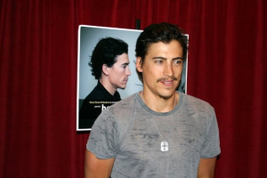 Andrew Keegan