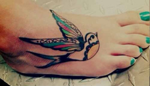 20 Stunningly Creative Sparrow Tattoo Designs, Meaning & Symbolism