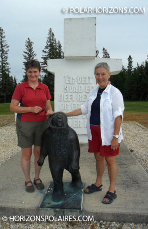Overall view of the Vilhjálmur Stefánsson statue in Arnes, Manitoba.