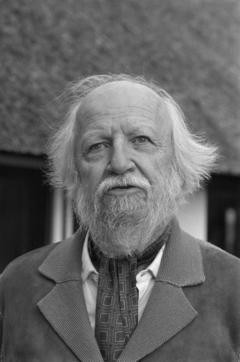 William Golding: Author and context - Lord of the Flies: GCSE