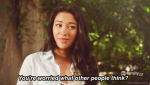 shay mitchell pretty little liars emily fields pll