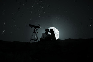 Moon Romance – Photography by Alexander Halin