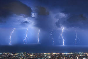 24 Beautiful Lightning Pictures