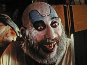 Sid Haig som Captain Spaulding