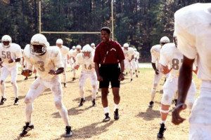 REMEMBER THE TITANS, Denzel Washington, 2000, football practice
