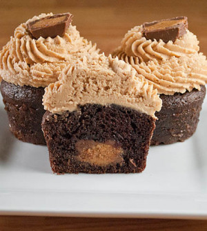 Gourmet Reese’s Peanut Butter Cup Cupcakes1