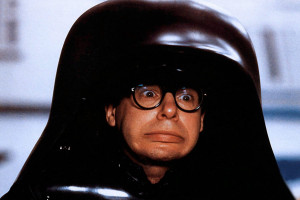 Rick Moranis jako Lord Mroczny Hełm