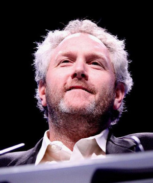 241908-andrew-breitbart-dead-at-43.jpg?itok=mD0xyiNF