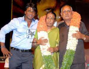 Duniya Vijay parents father Rudrappa and mother Narayanamma