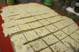 Homemade crackers - nice to have when you're craving something crunchy ...