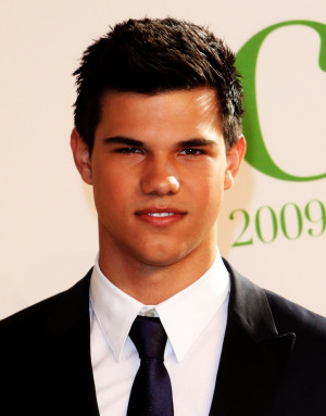 summary taylor lautner born as taylor daniel lautner in grand