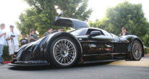 Gumpert Apollo takes on America, foiled by speed bump