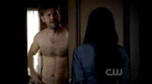 Matt Davis Shirtless in the Vampire Diaries s3e02