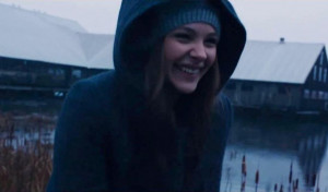 chloe-grace-moretz-in-if-i-stay-movie-5.jpg