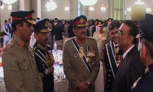 Asif Ali Zardari and Chief of Army Staff General Ashfaq Parvez Kayani ...