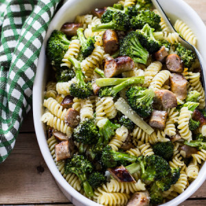 budget meals: pasta with roasted broccoli + chicken sausage