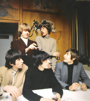 KEITH RICHARDS, BRIAN JONES, BILL WYMAN, MICK JAGGER et CHARLIE WATTS