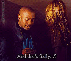 doctor who queue Carey Mulligan Sally Sparrow blink dw3 billy shipton ...