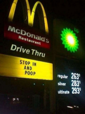 funnyfast foodsigns 1 WTF and funny Signs from Fast Foods (21 pics)