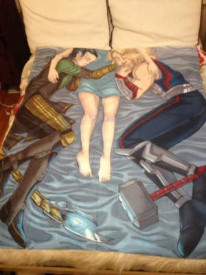 This Loki & Thor Snuggle Blanket Puts You In The Middle Of A Norse God ...