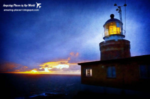 Lighthouse-Kullens-Famous-lighthouses.jpg