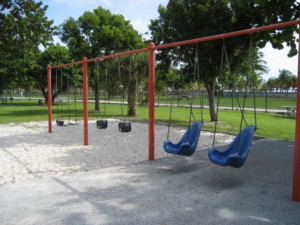 empty park swings Pictures, Photos & Images