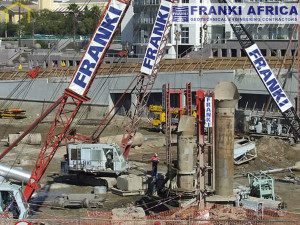 YOU ARE HERE: Piling in Cape Town