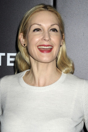 Kelly Rutherford Pictures