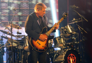 All of Alex's Guitars used on R40 Tour (spoilers)