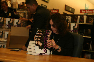 Ozzy at Barnes & Noble in Huntington Beach, back in February '09.